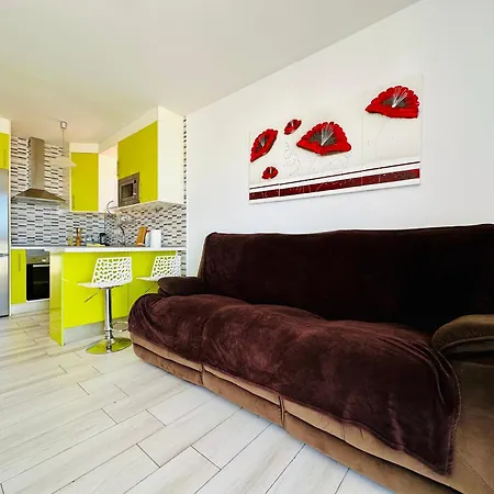 Island View Apartment *