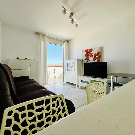 Apartament Island View *